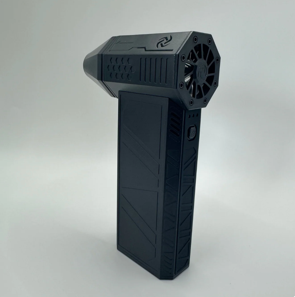 Beyond Raw's EZVac™️ Mini Handheld Blower